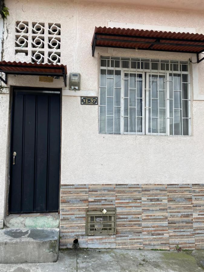 La Casona Armenia No Agua Caliente Apartment Exterior photo